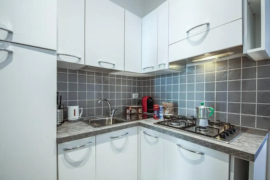 S&M Apartments 